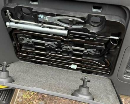 Бежевый Тойота Ленд Крузер Прадо, объемом двигателя 2.7 л и пробегом 178 тыс. км за 14999 $, фото 16 на Automoto.ua