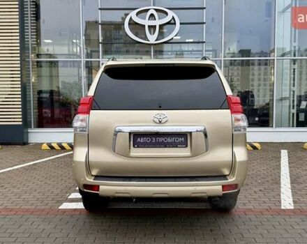 Бежевый Тойота Ленд Крузер Прадо, объемом двигателя 4 л и пробегом 122 тыс. км за 23494 $, фото 9 на Automoto.ua