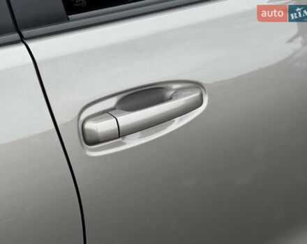 Бежевий Тойота Ленд Крузер Прадо, об'ємом двигуна 4 л та пробігом 40 тис. км за 51500 $, фото 16 на Automoto.ua