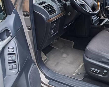 Бежевый Тойота Ленд Крузер Прадо, объемом двигателя 3.96 л и пробегом 40 тыс. км за 42000 $, фото 21 на Automoto.ua