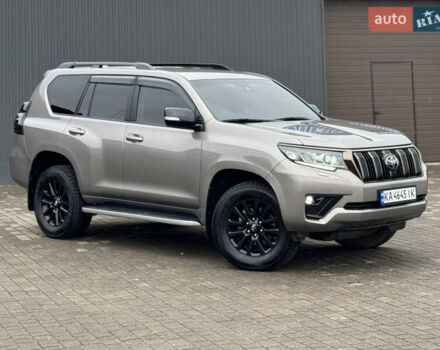 Бежевий Тойота Ленд Крузер Прадо, об'ємом двигуна 4 л та пробігом 40 тис. км за 51500 $, фото 5 на Automoto.ua