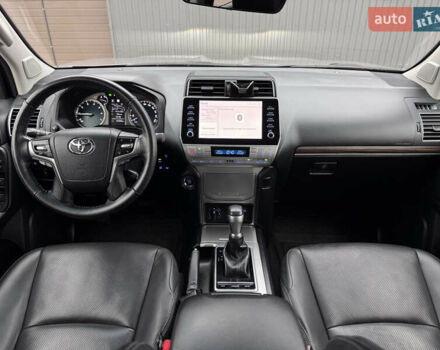 Бежевий Тойота Ленд Крузер Прадо, об'ємом двигуна 4 л та пробігом 40 тис. км за 51500 $, фото 27 на Automoto.ua