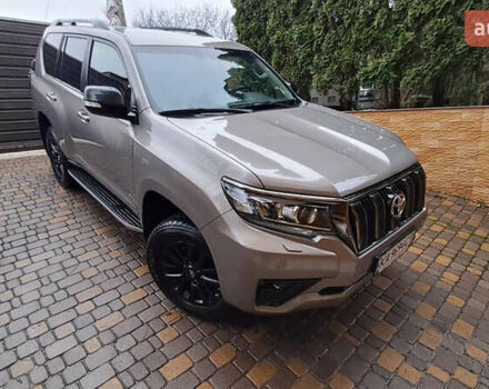 Бежевый Тойота Ленд Крузер Прадо, объемом двигателя 3.96 л и пробегом 40 тыс. км за 42000 $, фото 30 на Automoto.ua