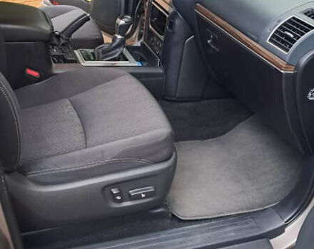 Бежевый Тойота Ленд Крузер Прадо, объемом двигателя 3.96 л и пробегом 40 тыс. км за 42000 $, фото 3 на Automoto.ua