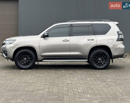 Бежевий Тойота Ленд Крузер Прадо, об'ємом двигуна 4 л та пробігом 40 тис. км за 51500 $, фото 7 на Automoto.ua