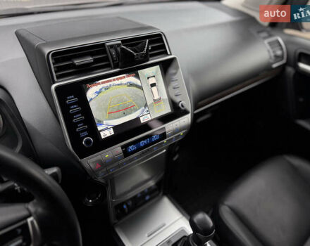 Бежевий Тойота Ленд Крузер Прадо, об'ємом двигуна 4 л та пробігом 40 тис. км за 51500 $, фото 33 на Automoto.ua