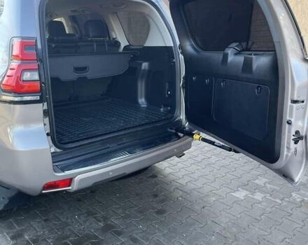 Бежевий Тойота Ленд Крузер Прадо, об'ємом двигуна 2.76 л та пробігом 49 тис. км за 47619 $, фото 8 на Automoto.ua