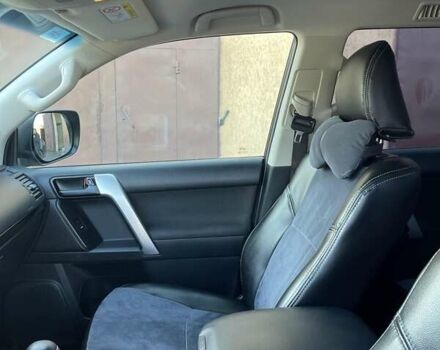 Бежевий Тойота Ленд Крузер Прадо, об'ємом двигуна 2.76 л та пробігом 49 тис. км за 47619 $, фото 4 на Automoto.ua