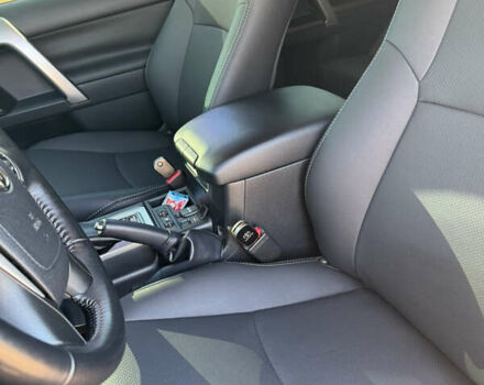 Бежевий Тойота Ленд Крузер Прадо, об'ємом двигуна 2.76 л та пробігом 41 тис. км за 54000 $, фото 7 на Automoto.ua