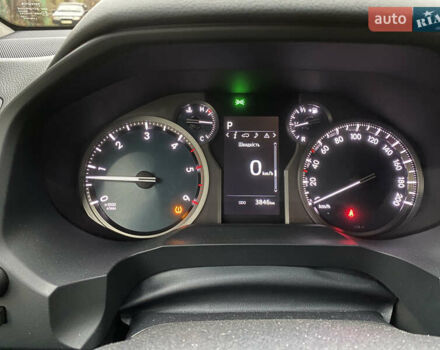 Бежевый Тойота Ленд Крузер Прадо, объемом двигателя 2.76 л и пробегом 9 тыс. км за 59500 $, фото 6 на Automoto.ua