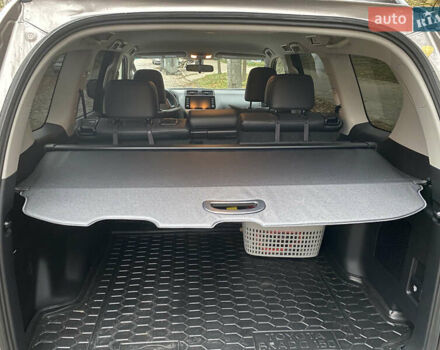 Бежевый Тойота Ленд Крузер Прадо, объемом двигателя 2.76 л и пробегом 9 тыс. км за 59500 $, фото 4 на Automoto.ua