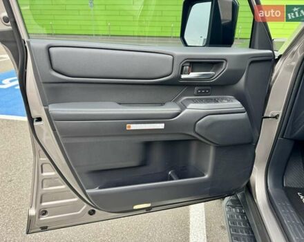 Бежевый Тойота Ленд Крузер Прадо, объемом двигателя 2.76 л и пробегом 15 тыс. км за 67900 $, фото 34 на Automoto.ua