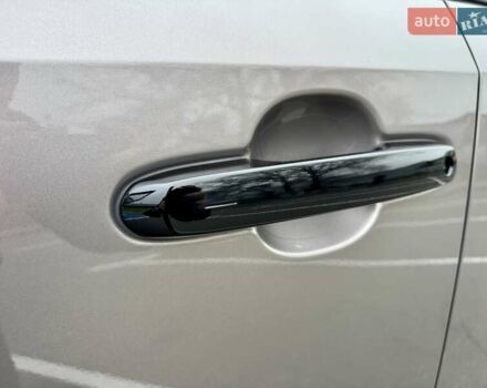 Бежевый Тойота Ленд Крузер Прадо, объемом двигателя 2.76 л и пробегом 15 тыс. км за 67900 $, фото 27 на Automoto.ua