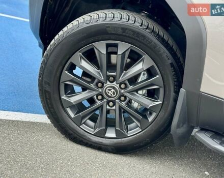 Бежевый Тойота Ленд Крузер Прадо, объемом двигателя 2.76 л и пробегом 15 тыс. км за 67900 $, фото 24 на Automoto.ua