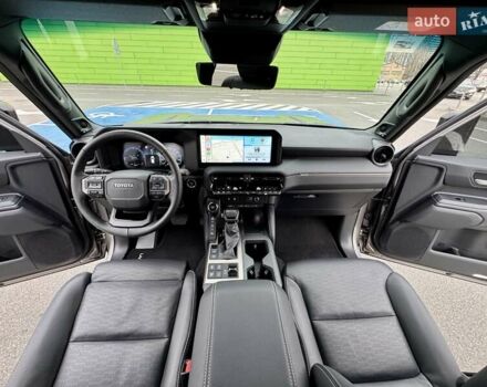 Бежевый Тойота Ленд Крузер Прадо, объемом двигателя 2.76 л и пробегом 15 тыс. км за 67900 $, фото 48 на Automoto.ua