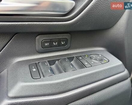 Бежевый Тойота Ленд Крузер Прадо, объемом двигателя 2.76 л и пробегом 15 тыс. км за 67900 $, фото 32 на Automoto.ua