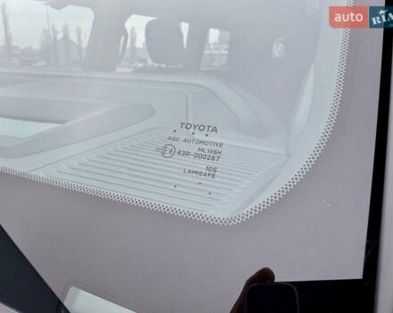 Бежевый Тойота Ленд Крузер Прадо, объемом двигателя 2.76 л и пробегом 15 тыс. км за 67900 $, фото 28 на Automoto.ua