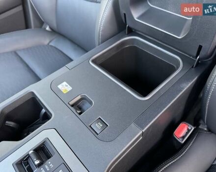 Бежевий Тойота Ленд Крузер Прадо, об'ємом двигуна 2.4 л та пробігом 1 тис. км за 70900 $, фото 28 на Automoto.ua