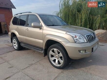 Тойота Ленд Крузер Прадо 2004 в Рокитном на Automoto.ua Бежевый Тойота Ленд Крузер Прадо, объемом двигателя 3.96 л и пробегом 300 тыс. км за 11100 $, фото 1 на Automoto.ua