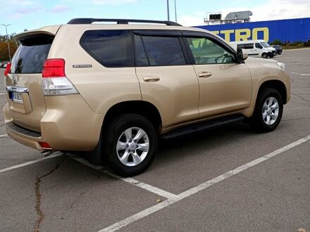 Бежевый Тойота Ленд Крузер Прадо, объемом двигателя 2.7 л и пробегом 268 тыс. км за 23500 $, фото 1 на Automoto.ua