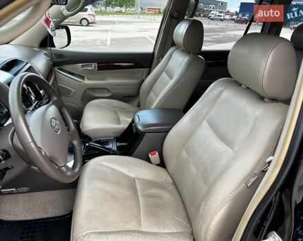 Чорний Тойота Ленд Крузер Прадо, об'ємом двигуна 3 л та пробігом 226 тис. км за 17500 $, фото 16 на Automoto.ua