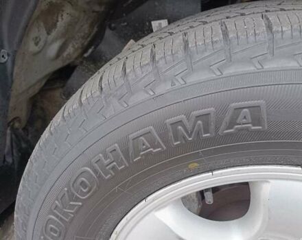 Черный Тойота Ленд Крузер Прадо, объемом двигателя 4 л и пробегом 297 тыс. км за 11000 $, фото 2 на Automoto.ua