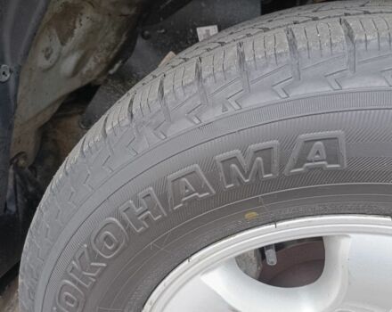 Черный Тойота Ленд Крузер Прадо, объемом двигателя 4 л и пробегом 297 тыс. км за 11000 $, фото 4 на Automoto.ua