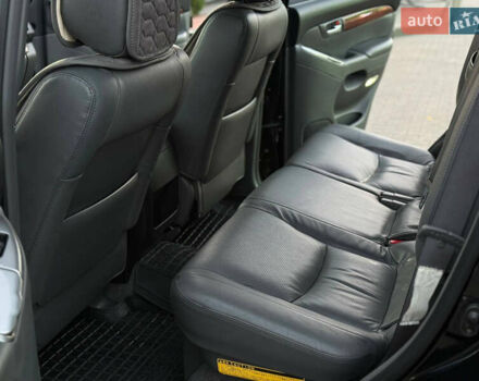 Черный Тойота Ленд Крузер Прадо, объемом двигателя 3.96 л и пробегом 213 тыс. км за 15999 $, фото 12 на Automoto.ua