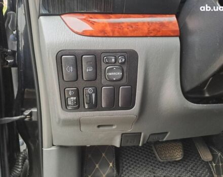 Черный Тойота Ленд Крузер Прадо, объемом двигателя 4 л и пробегом 331 тыс. км за 15280 $, фото 11 на Automoto.ua