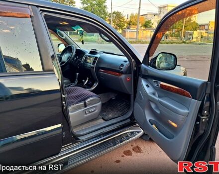 Черный Тойота Ленд Крузер Прадо, объемом двигателя 4 л и пробегом 400 тыс. км за 13000 $, фото 11 на Automoto.ua