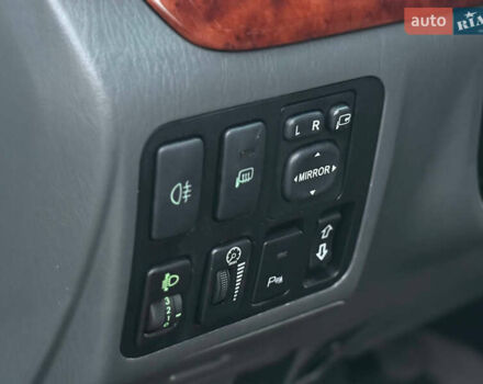 Черный Тойота Ленд Крузер Прадо, объемом двигателя 3.96 л и пробегом 213 тыс. км за 15999 $, фото 19 на Automoto.ua