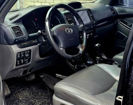 Черный Тойота Ленд Крузер Прадо, объемом двигателя 4 л и пробегом 297 тыс. км за 15800 $, фото 10 на Automoto.ua