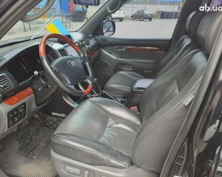 Черный Тойота Ленд Крузер Прадо, объемом двигателя 4 л и пробегом 331 тыс. км за 15280 $, фото 12 на Automoto.ua