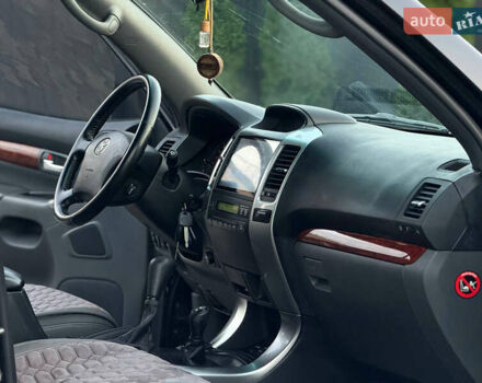 Черный Тойота Ленд Крузер Прадо, объемом двигателя 3.96 л и пробегом 213 тыс. км за 15999 $, фото 22 на Automoto.ua