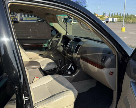 Черный Тойота Ленд Крузер Прадо, объемом двигателя 2.98 л и пробегом 390 тыс. км за 13800 $, фото 10 на Automoto.ua