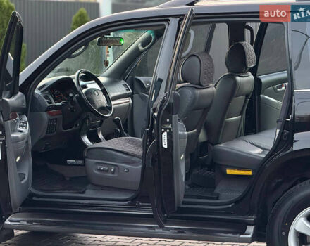 Черный Тойота Ленд Крузер Прадо, объемом двигателя 3.96 л и пробегом 213 тыс. км за 15999 $, фото 10 на Automoto.ua