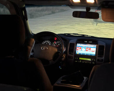 Черный Тойота Ленд Крузер Прадо, объемом двигателя 2.7 л и пробегом 315 тыс. км за 13000 $, фото 5 на Automoto.ua