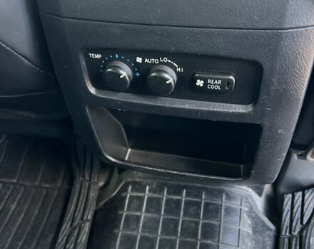 Черный Тойота Ленд Крузер Прадо, объемом двигателя 4 л и пробегом 187 тыс. км за 12998 $, фото 9 на Automoto.ua