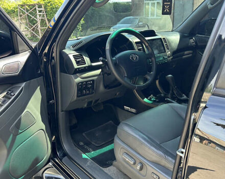 Черный Тойота Ленд Крузер Прадо, объемом двигателя 4 л и пробегом 296 тыс. км за 15900 $, фото 26 на Automoto.ua