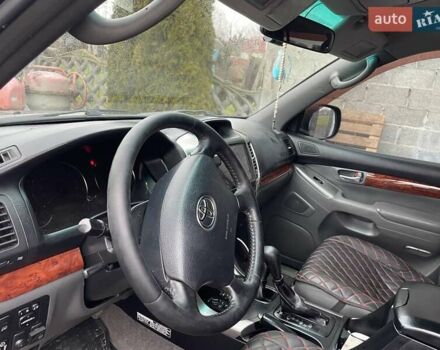 Чорний Тойота Ленд Крузер Прадо, об'ємом двигуна 3.96 л та пробігом 306 тис. км за 16000 $, фото 8 на Automoto.ua