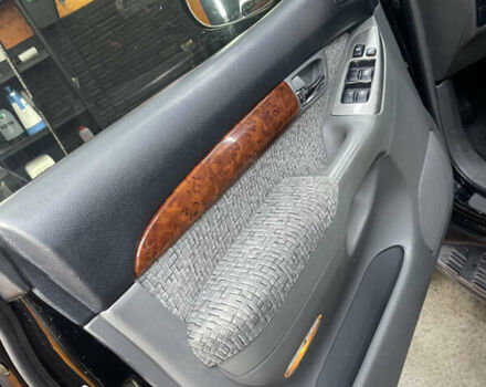 Черный Тойота Ленд Крузер Прадо, объемом двигателя 2.7 л и пробегом 310 тыс. км за 12500 $, фото 14 на Automoto.ua