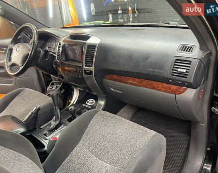 Черный Тойота Ленд Крузер Прадо, объемом двигателя 2.7 л и пробегом 310 тыс. км за 12500 $, фото 25 на Automoto.ua
