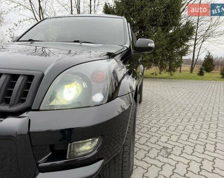 Черный Тойота Ленд Крузер Прадо, объемом двигателя 4 л и пробегом 327 тыс. км за 13800 $, фото 9 на Automoto.ua