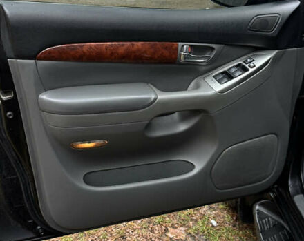 Черный Тойота Ленд Крузер Прадо, объемом двигателя 3.96 л и пробегом 225 тыс. км за 11999 $, фото 11 на Automoto.ua