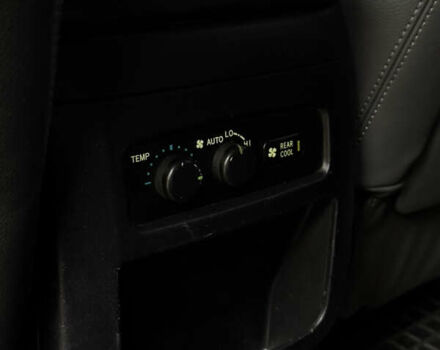 Черный Тойота Ленд Крузер Прадо, объемом двигателя 3.96 л и пробегом 225 тыс. км за 11999 $, фото 6 на Automoto.ua