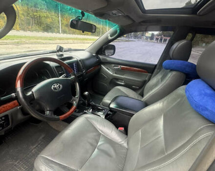 Черный Тойота Ленд Крузер Прадо, объемом двигателя 3 л и пробегом 312 тыс. км за 16300 $, фото 7 на Automoto.ua