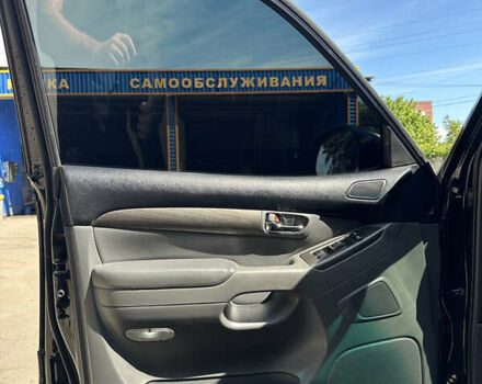 Черный Тойота Ленд Крузер Прадо, объемом двигателя 4 л и пробегом 296 тыс. км за 15900 $, фото 25 на Automoto.ua