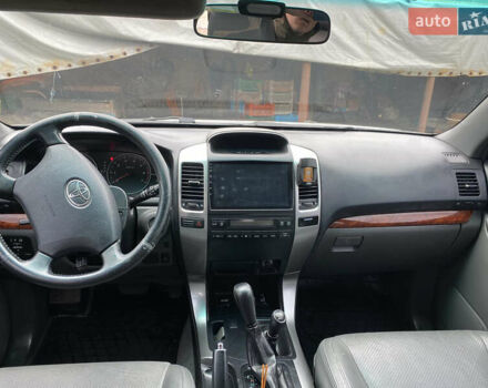 Черный Тойота Ленд Крузер Прадо, объемом двигателя 4 л и пробегом 320 тыс. км за 16000 $, фото 15 на Automoto.ua