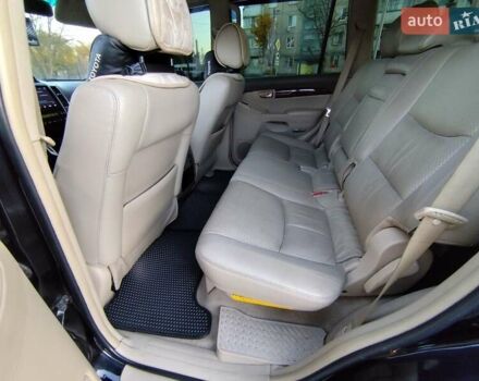 Черный Тойота Ленд Крузер Прадо, объемом двигателя 4 л и пробегом 252 тыс. км за 13950 $, фото 9 на Automoto.ua