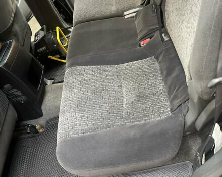 Черный Тойота Ленд Крузер Прадо, объемом двигателя 2.7 л и пробегом 310 тыс. км за 12500 $, фото 26 на Automoto.ua